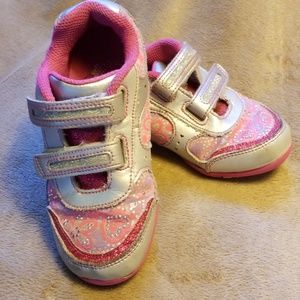 Girl's Stride Rite Pink Sneaker (sz 11)